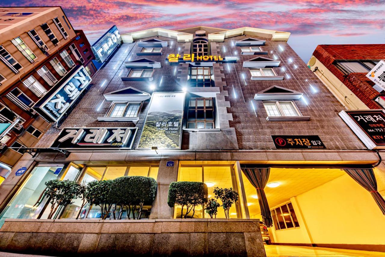 Charlie Hotel Jeju Extérieur photo