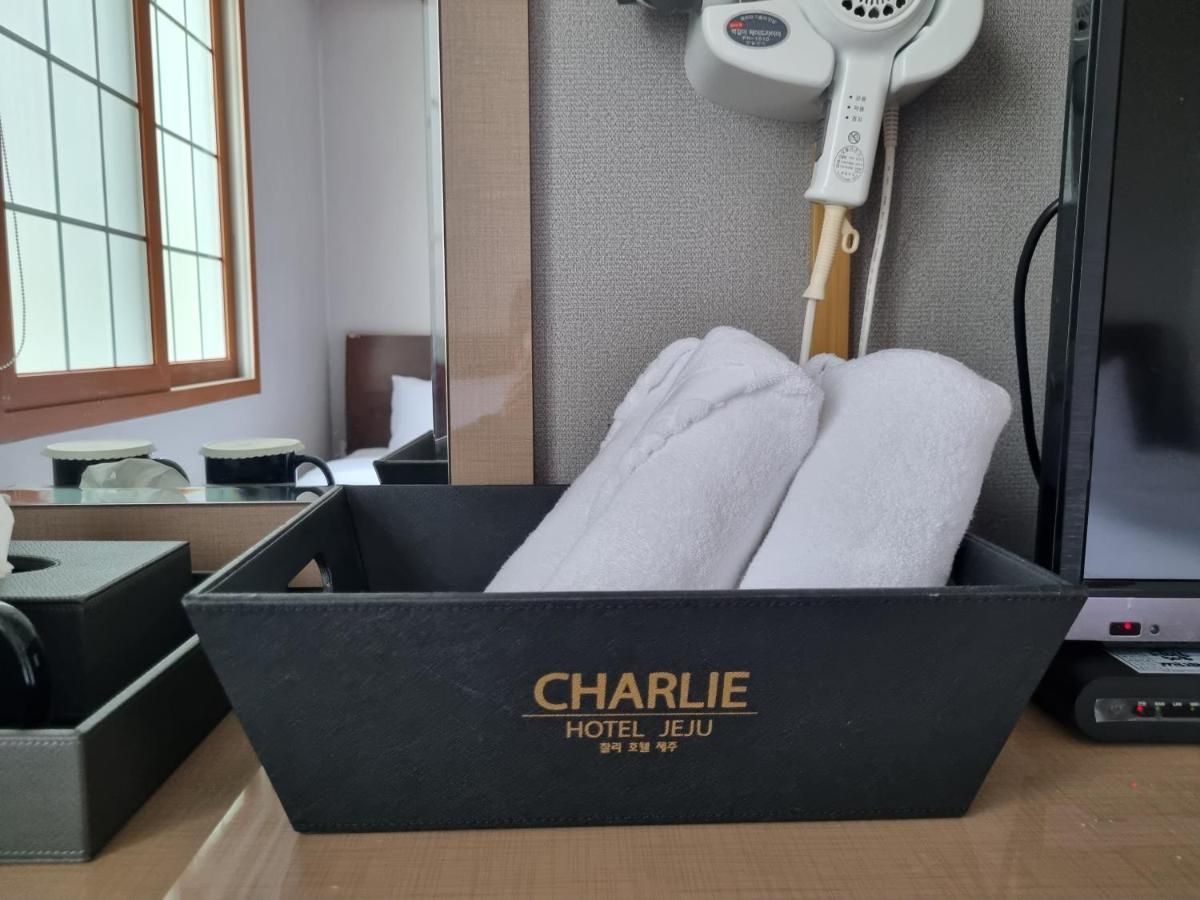 Charlie Hotel Jeju Extérieur photo