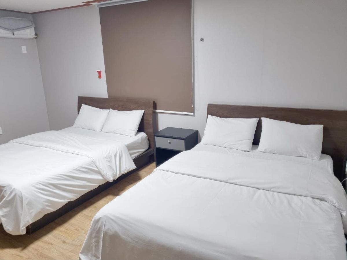 Charlie Hotel Jeju Extérieur photo